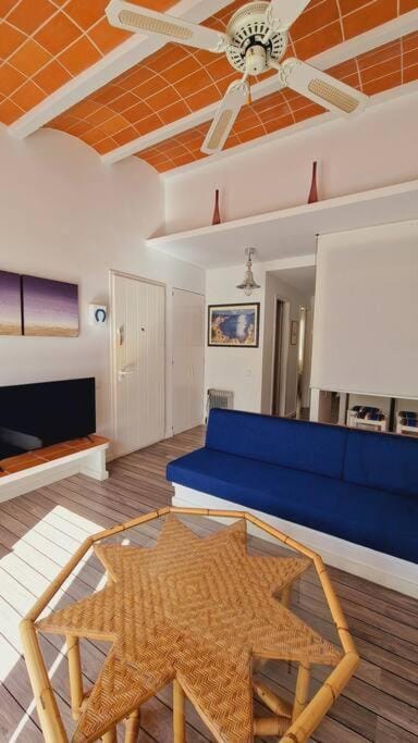 Es Racó Blau Apartment in Cadaqués