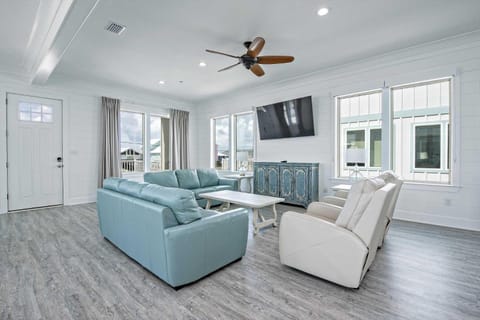 GET Together House in West Beach