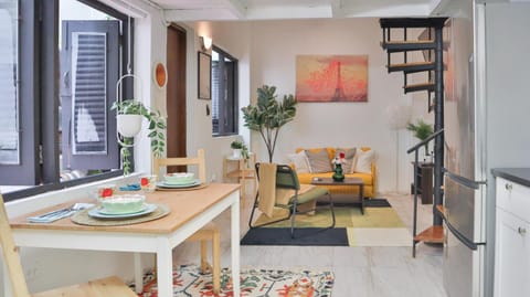 Living room, Dining area
