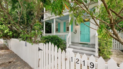 Island Inspiration by Last Key Realty House in Key West