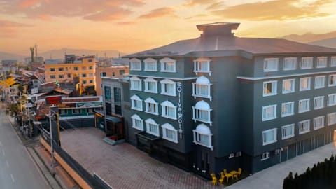 Facade/entrance, Parking