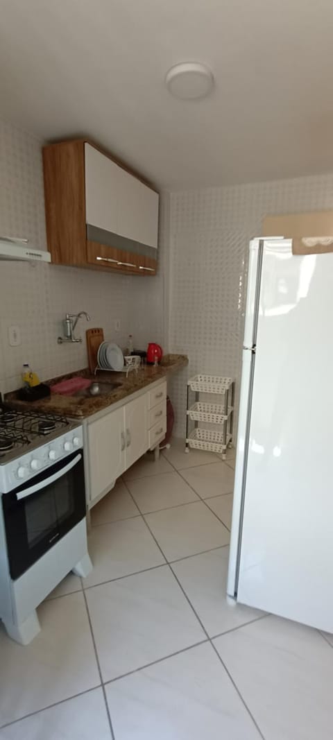 Kitchen or kitchenette, oven, pet friendly, stove