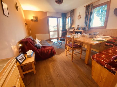 Confortable appartement 6 pers, prox pistes, parking inclus - FR-1-757-131 Apartment in Landry