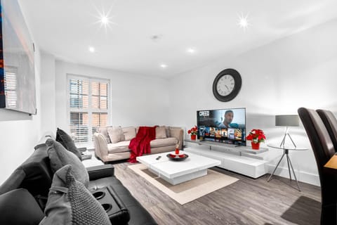 Communal lounge/ TV room, Seating area