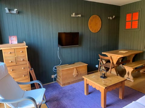 Studio Isola 2000 centre station front de neige Apartment in Isola