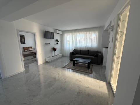 CasaWYW 3 Apartment in Craiova