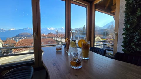 Day, Natural landscape, View (from property/room), Balcony/Terrace, Food and drinks, Dining area, Drinks