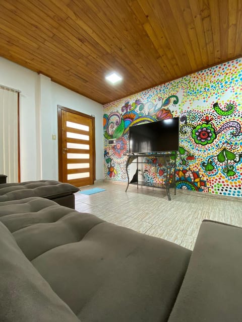 Communal lounge/ TV room, TV and multimedia, Living room, Seating area