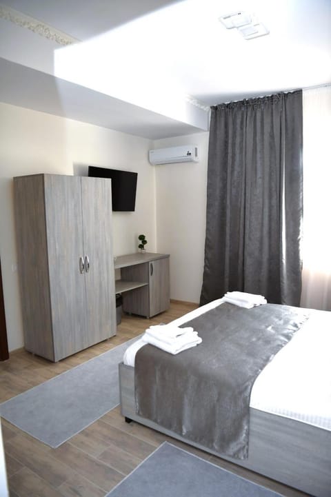 Casă la cantonament Bed and Breakfast in Craiova