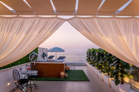 Hot Tub, Balcony/Terrace