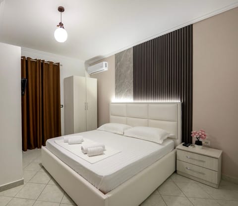 Flower Garden Villa Apartment in Ksamil