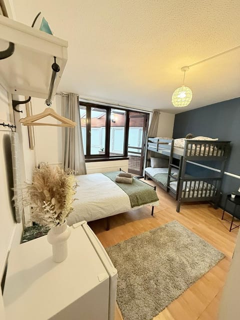 Bed, Photo of the whole room, Bedroom, Area and facilities