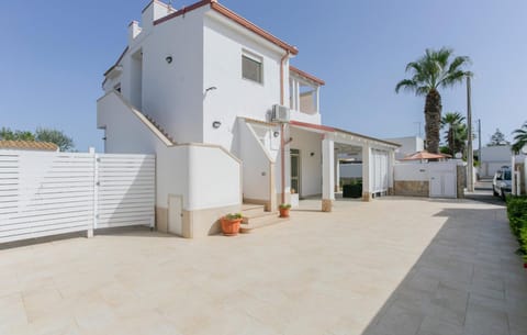 Inner courtyard view