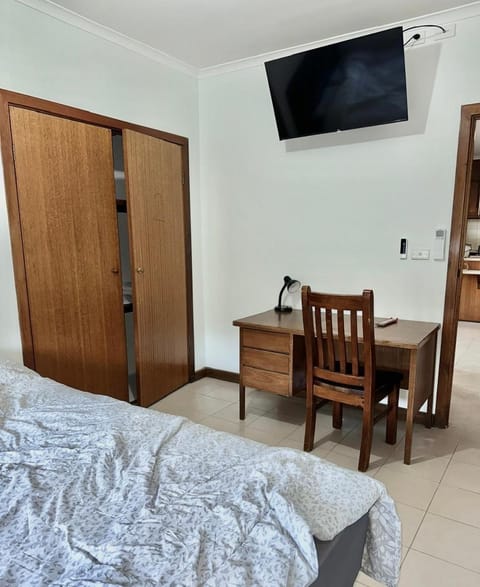 Bed, TV and multimedia, Bedroom, wardrobe