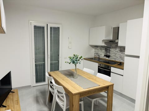 TV and multimedia, Kitchen or kitchenette