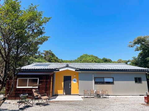 Property building, Day, Garden