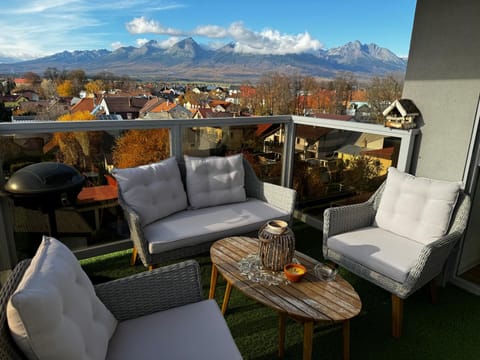 View (from property/room), Mountain view