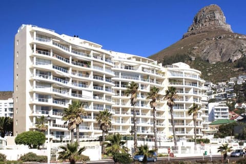 Luxurious Holiday Home I No Power Cuts Apartment in Sea Point