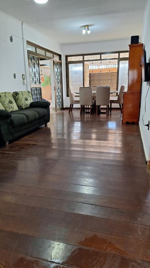 Communal lounge/ TV room, Living room, Seating area