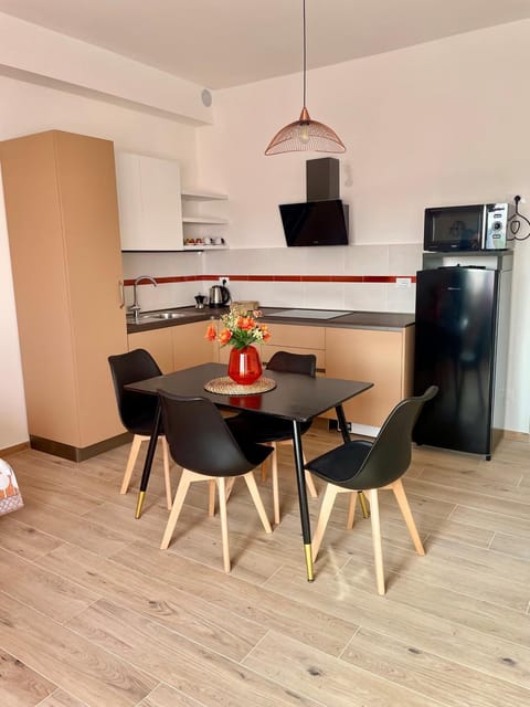 kitchen, kitchen