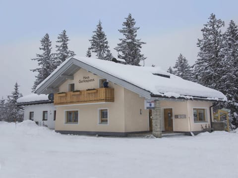 Property building, Winter