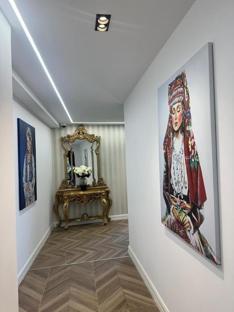 TV and multimedia, Decorative detail