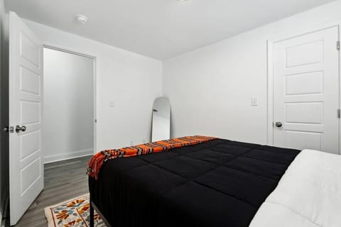 Elegant 5-Bedroom NOLA Getaway Apartment in Ninth Ward