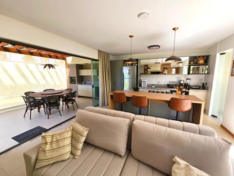 Patio, Communal lounge/ TV room, Kitchen or kitchenette, Living room, Communal kitchen