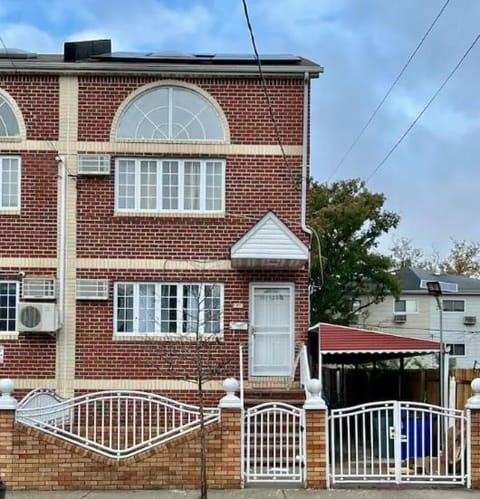 Property building, Day
