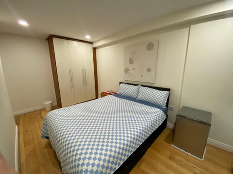 Cozy Room in Modern Apartment - Perfect Location Bed and Breakfast in Dublin