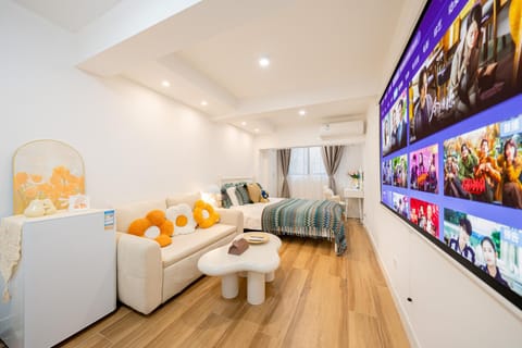 Property building, Photo of the whole room, Bedroom