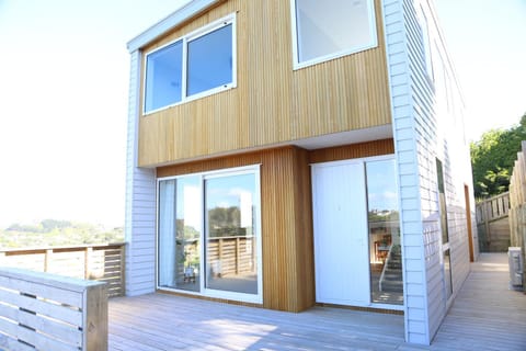Property building, Balcony/Terrace