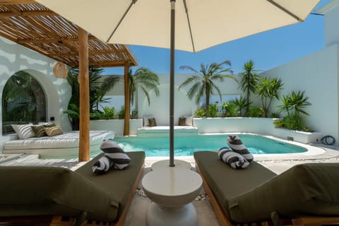 Patio, Day, Pool view, Swimming pool, sunbed