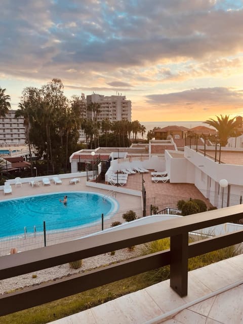 Balcony/Terrace, Pool view, Sea view, Swimming pool