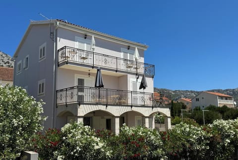 NML Holiday Apartments Bed and Breakfast in Dubrovnik-Neretva County