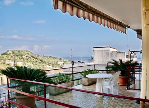 Patio, Day, Natural landscape, View (from property/room), Balcony/Terrace, Mountain view, Sea view