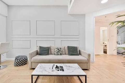 Urban Gem 2BR with Stunning Views Apartment in Dubai