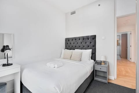 Urban Gem 2BR with Stunning Views Apartment in Dubai