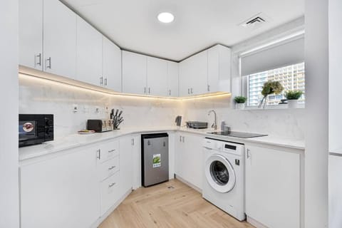 Urban Gem 2BR with Stunning Views Apartment in Dubai