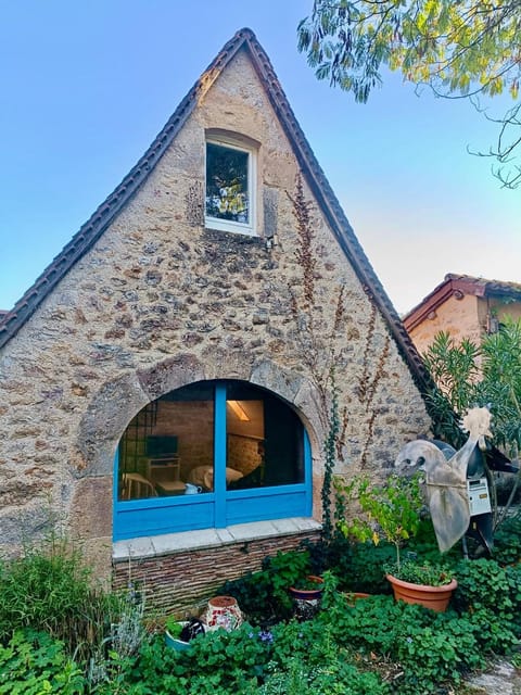 Property building, Garden view