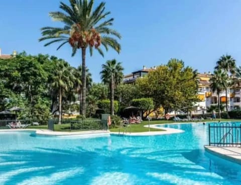 Garden, Garden view, Pool view, Swimming pool, sunbed