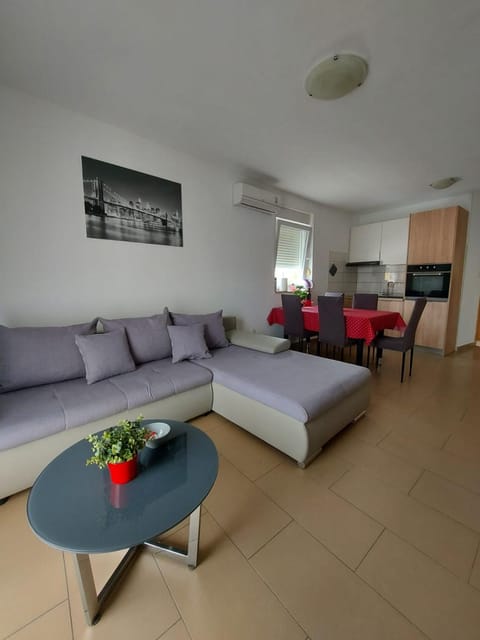 Luciano Apartment Apartment in Zadar