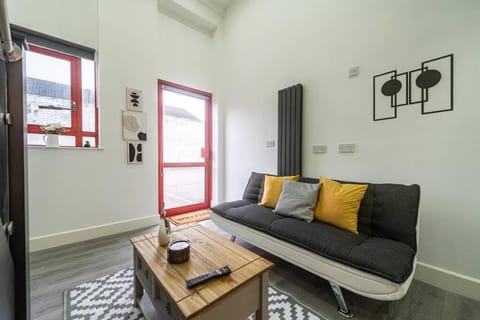 Studio in Central Reading- Next to Town Centre Apartment in Reading