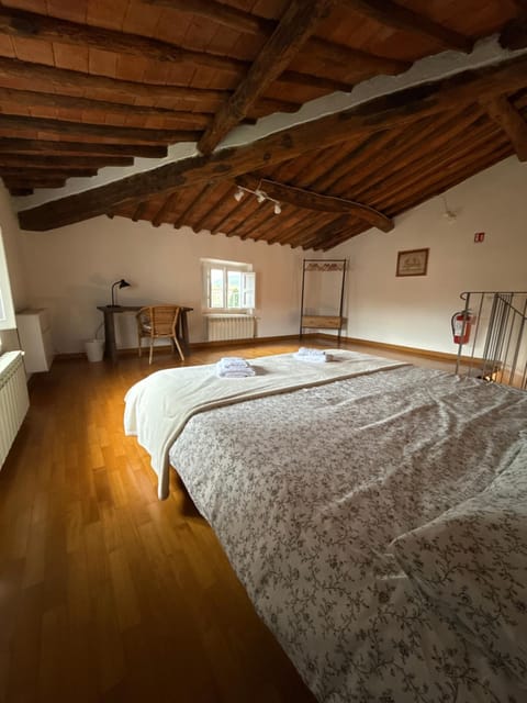 La Casa al Castello House in Lucca