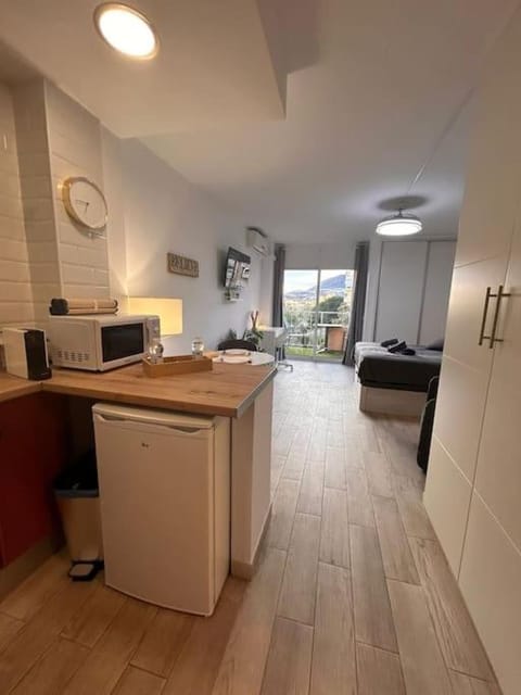 Estudio con vistas al mar, piscinas, recepción 24 hs Apartment in Benalmadena