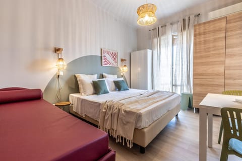 Bed, Photo of the whole room