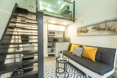 Quirky Studio in Central Reading Apartment in Reading