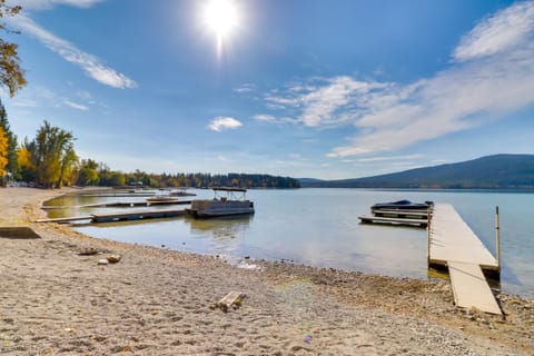 5 Mi to Whitefish Resort Lift Apt with Beach Access Apartment in Whitefish