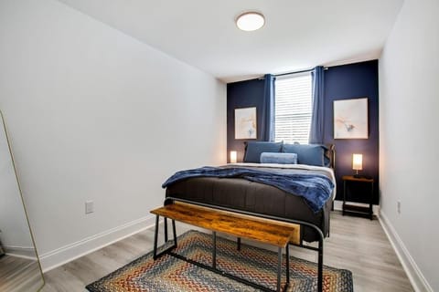 15 Bedrooms in the Heart of NOLA Apartment in Ninth Ward