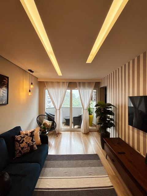 Communal lounge/ TV room, Living room, Seating area